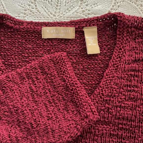 Kate Hill ribbon sweater ⭐️ v-neck⭐️ maroon ⭐️ 20” across ⭐️ - Picture 5 of 6